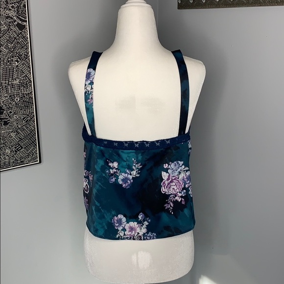 Urban Outfitters Floral Print Silk Crop Top - Picture 3 of 5